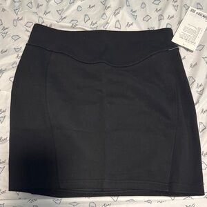 lululemon athletica Black Scuba Rib Mini Skirt